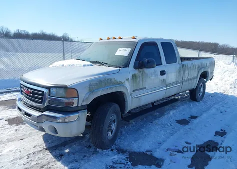 2005 GMC Sierra 2500Hd Sle z USA, uszkodzony, nr VIN 1GTHC29U35E158886